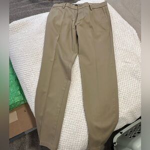Dockers Men's Khaki Chinos